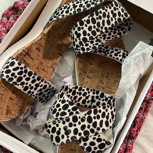 Leopard print sandals